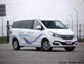 九座大通g10商务汽车图片（9座大通商务车图片）